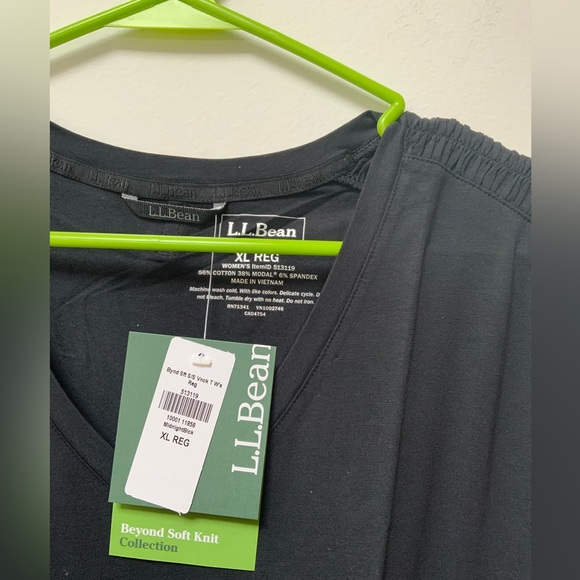 L.L. Bean Top - Picture 3 of 6